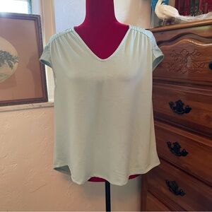 Wonderly Top NWT Size Petite Large Pastel Aqua Beauty!